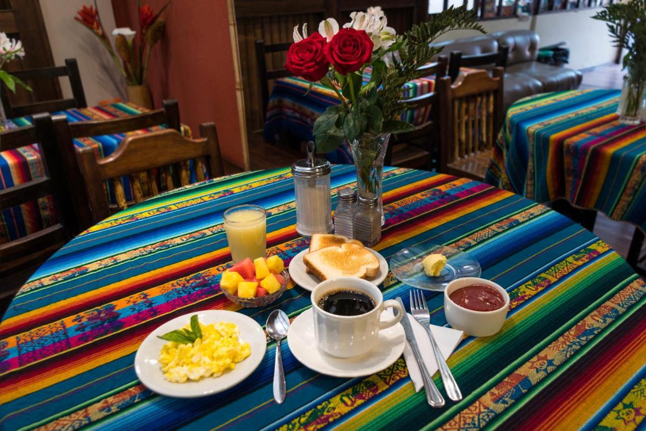 Hostal Alcala Кіто Екстер'єр фото
