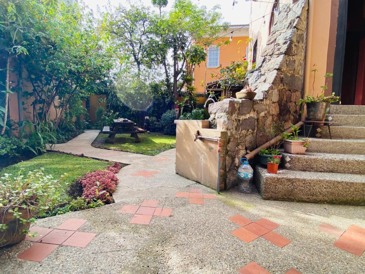 Hostal Alcala Кіто Екстер'єр фото