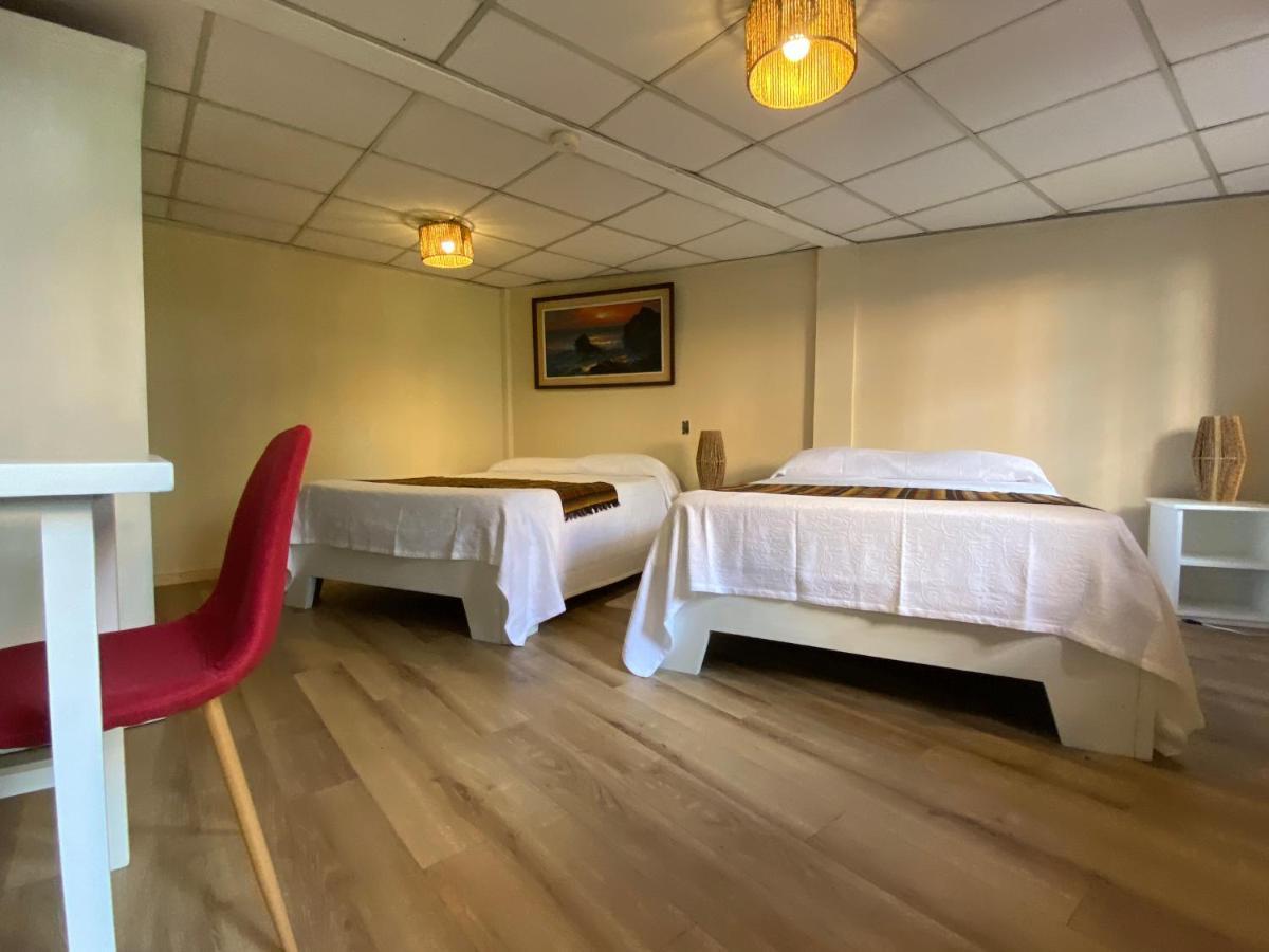 Hostal Alcala Кіто Екстер'єр фото