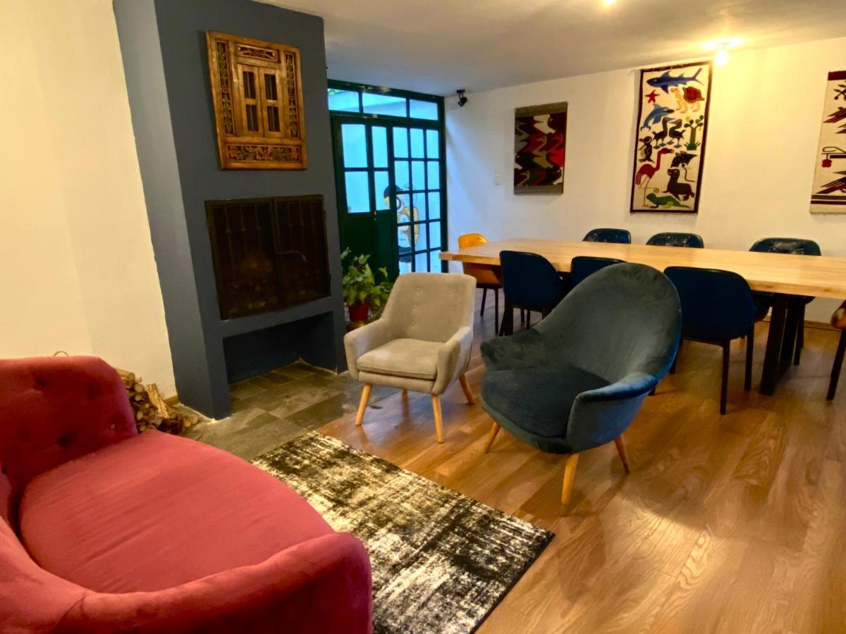 Hostal Alcala Кіто Екстер'єр фото