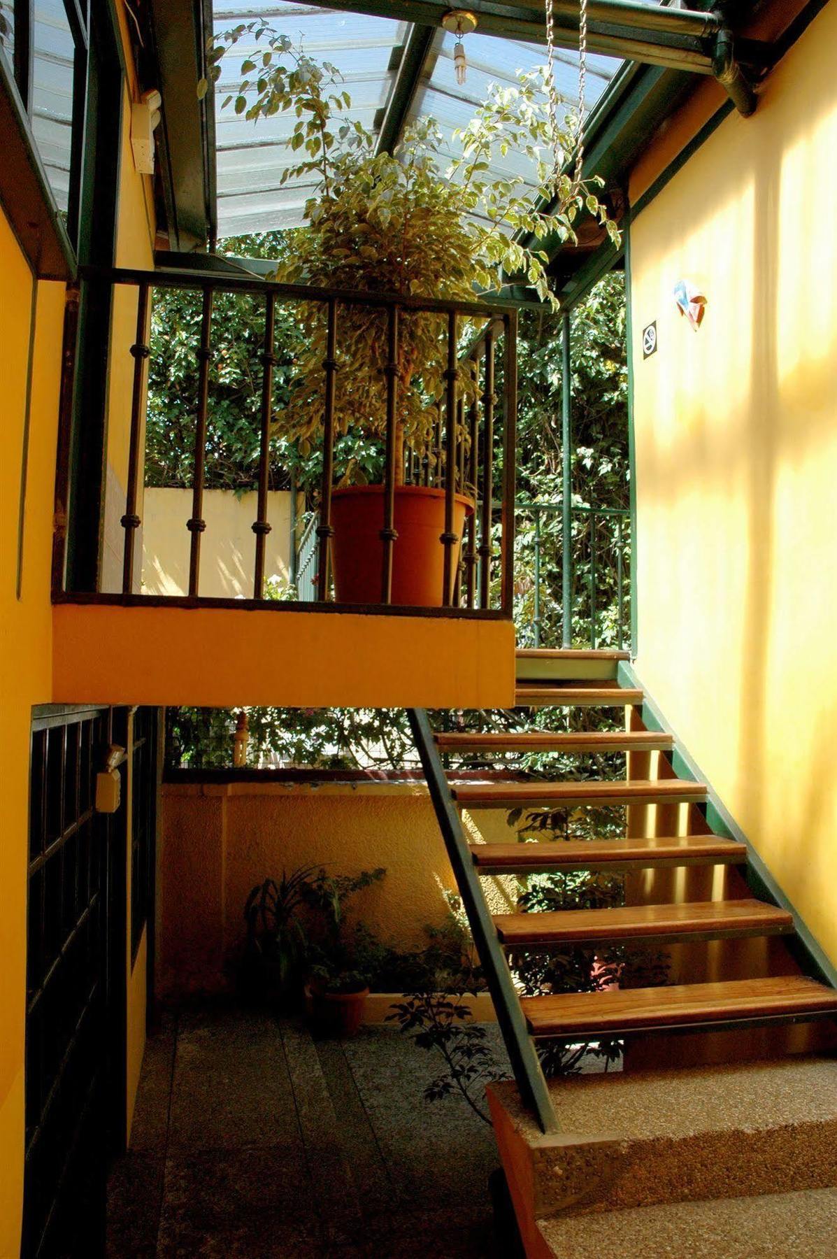 Hostal Alcala Кіто Екстер'єр фото